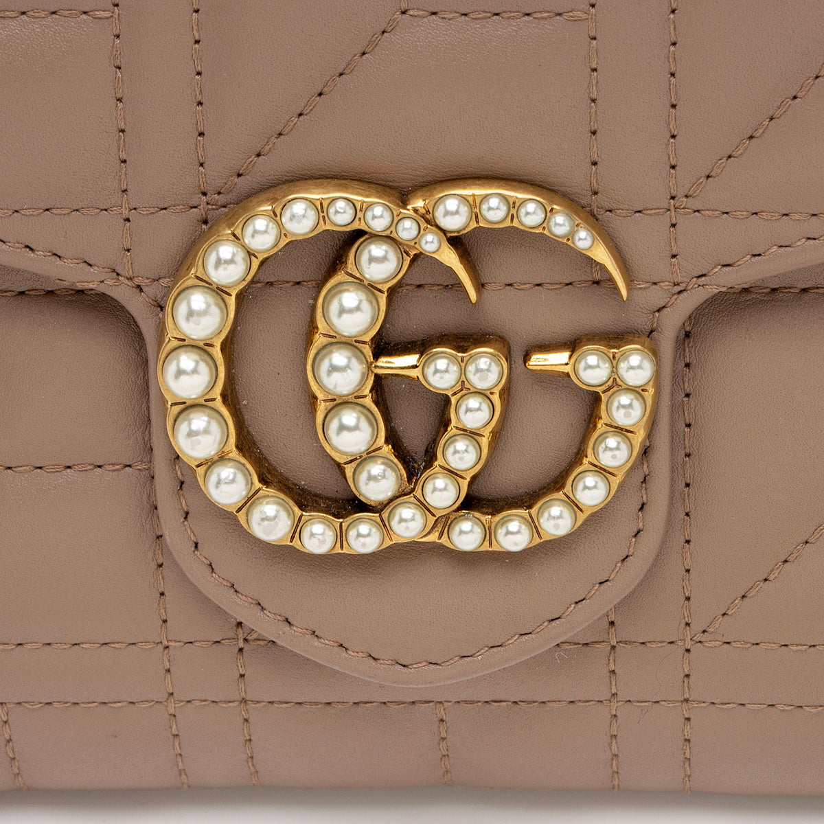 Gucci Matelasse Leather Pearl GG Marmont Flap Mini Wallet Bag (SHF-XrFkq1)