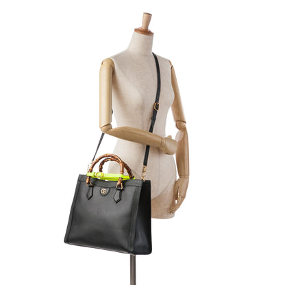 Gucci Medium Bamboo Diana Satchel (SHG-eqiq70)