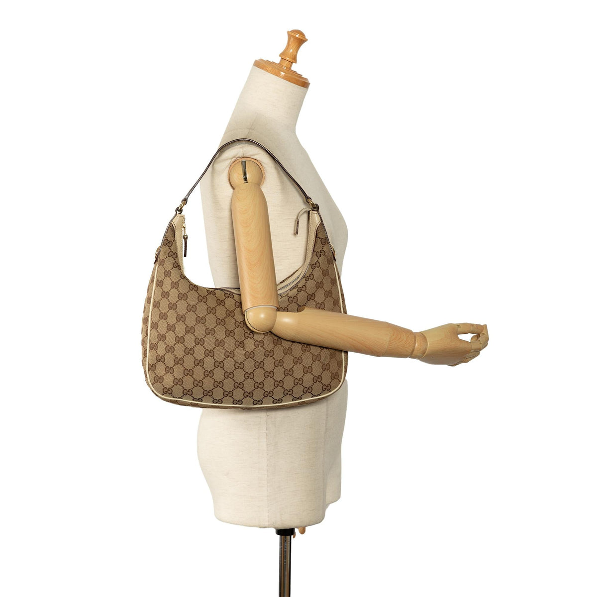 Gucci Medium GG Canvas Charmy Hobo (SHG-ZQzwN6)
