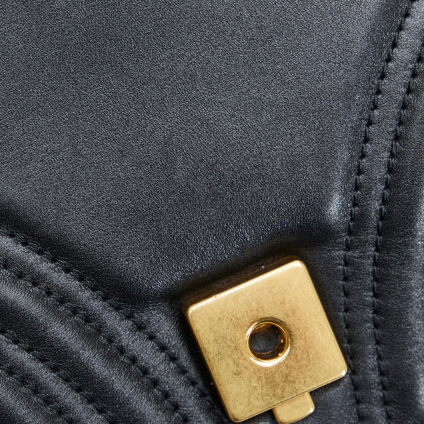 Gucci Medium GG Marmont Crossbody (SHG-A8Ntcs)