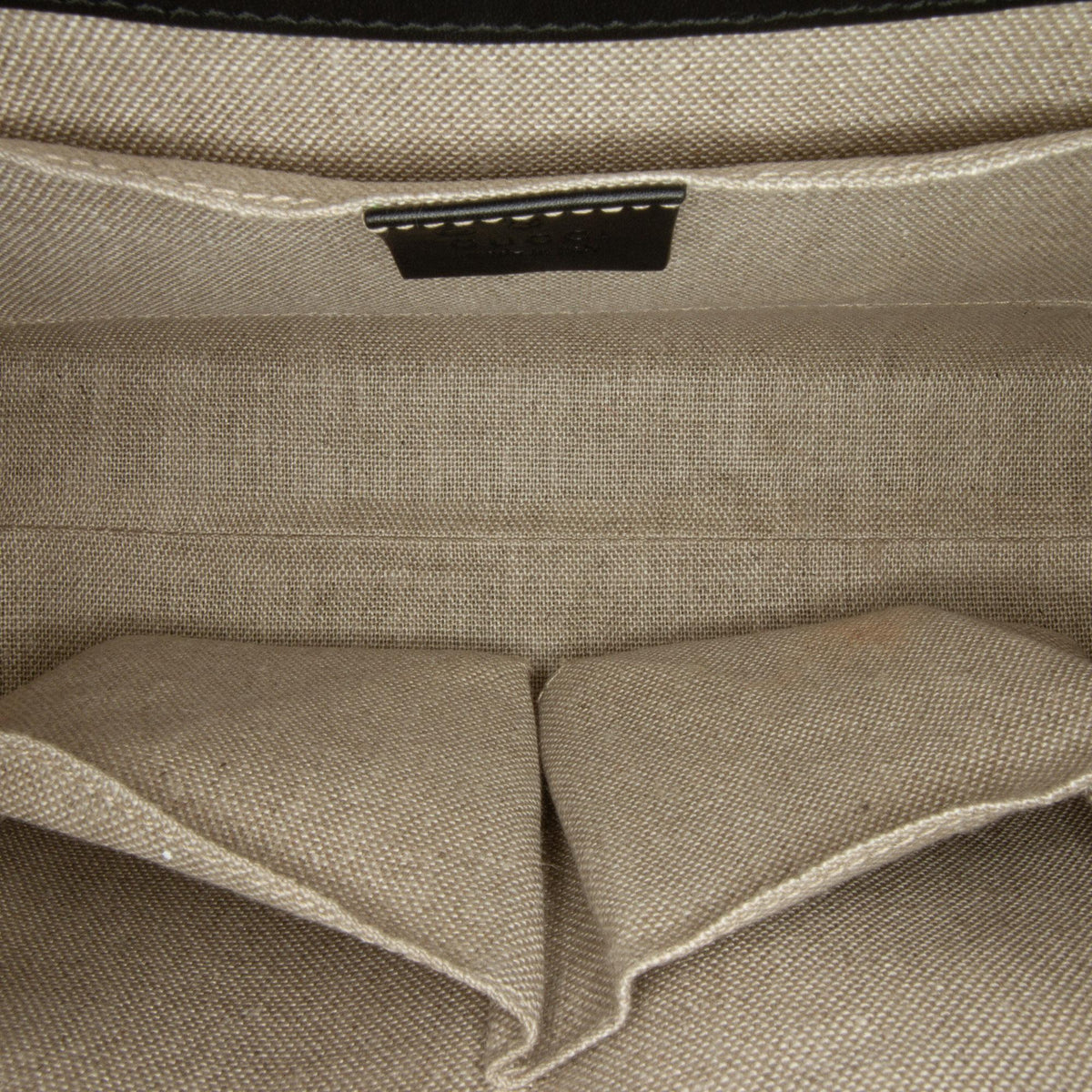 Gucci Medium Microguccissima Emily Shoulder Bag (SHG-l5AjPZ)