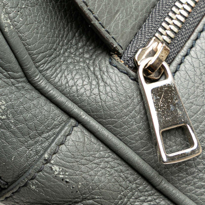 Gucci Medium Pebbled Calfskin Soho Messenger Bag