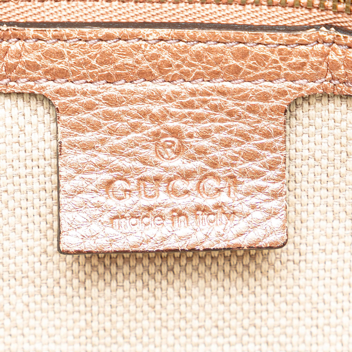 Gucci Medium Soho Cellarius Tote (SHG-vUySeD)
