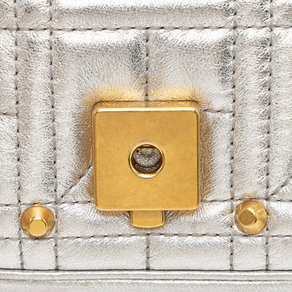 Gucci Metallic Matelasse Leather Pearl GG Marmont Mini Flap Bag (SHF-PMv358)