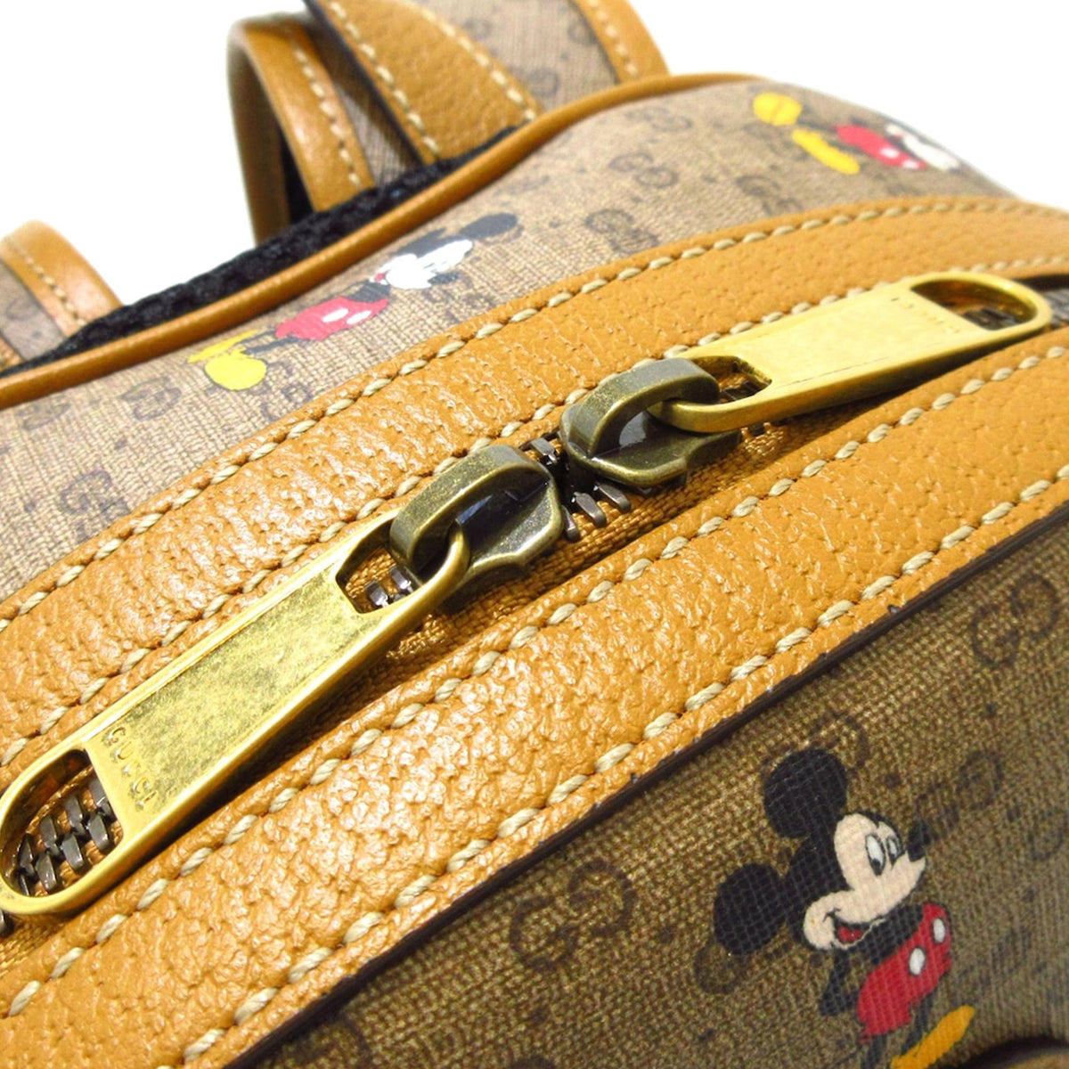 Gucci Micro GG Mickey Mouse Dome Backpack (SHG-iWbvmR)
