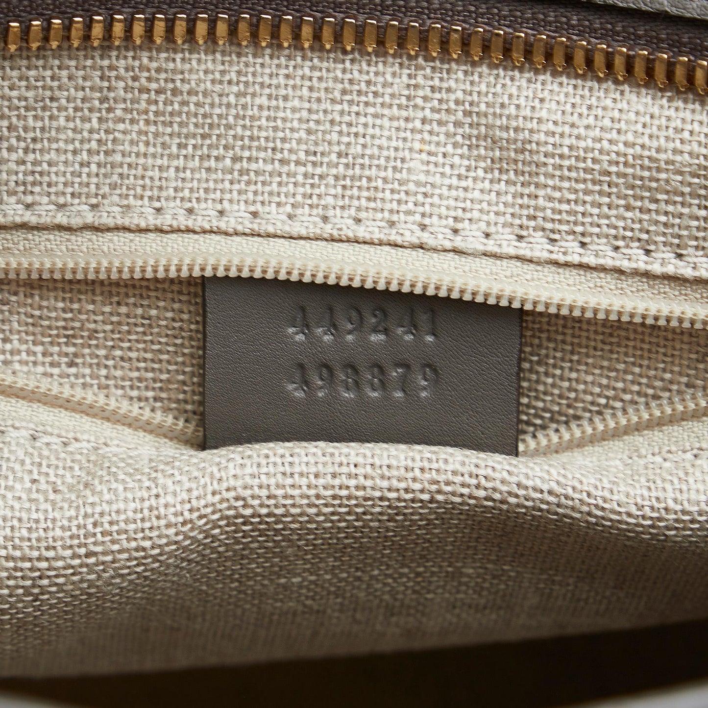 Gucci Microguccissima Bree (SHG-t7x9H2)