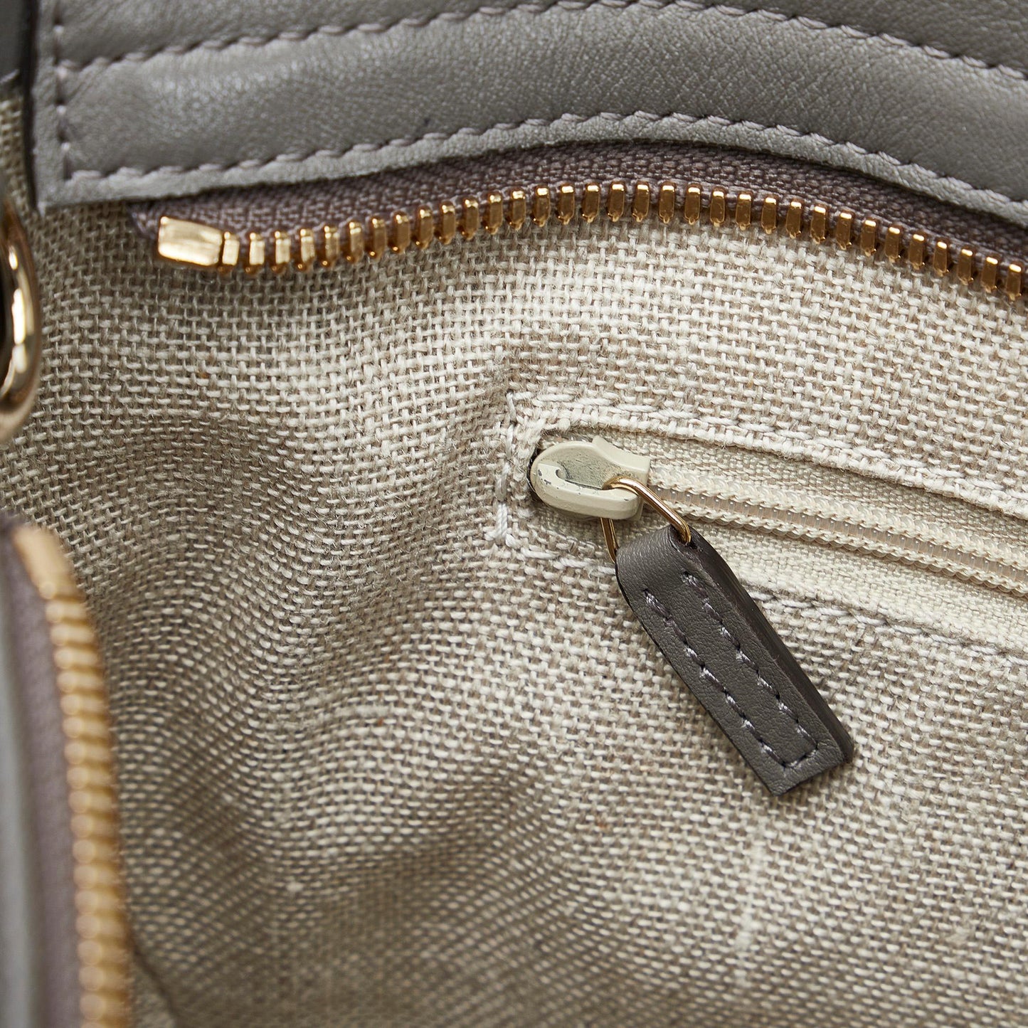 Gucci Microguccissima Bree (SHG-t7x9H2)