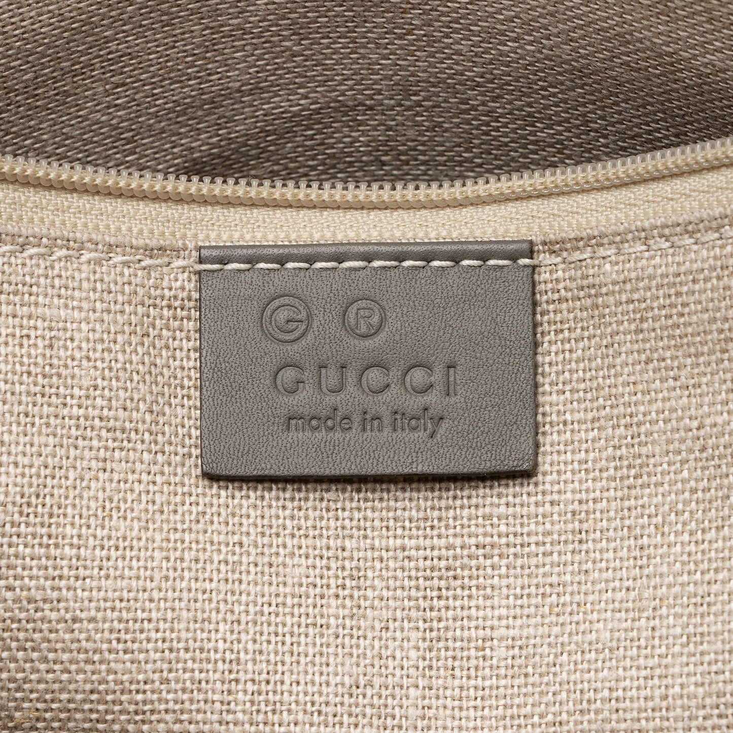 Gucci Microguccissima Leather Joy Small Zip Tote (SHF-KKh5Fm)