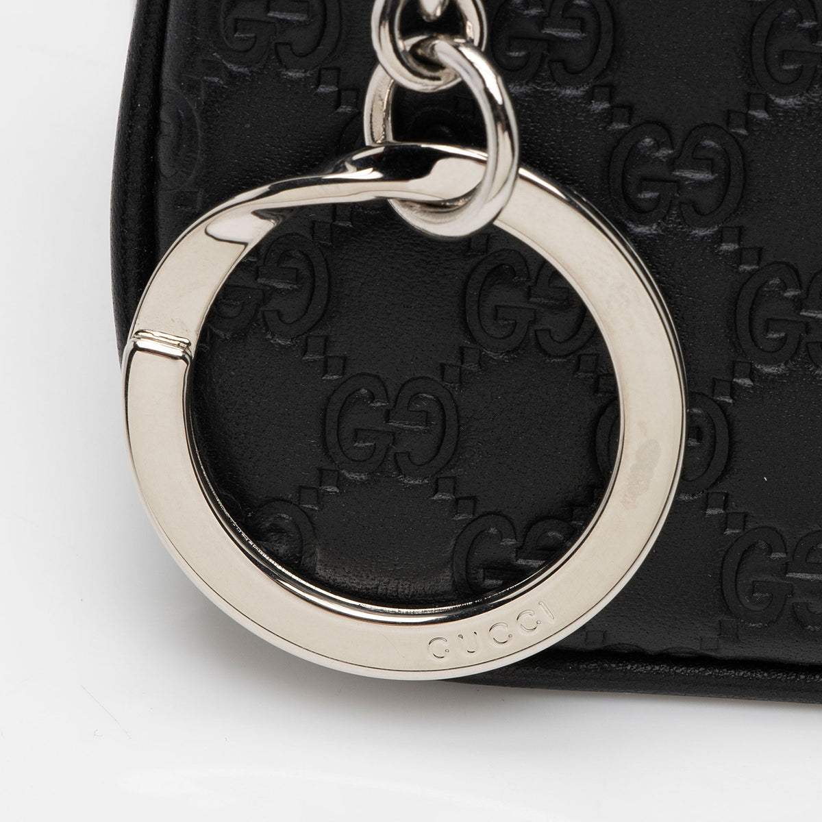 Gucci Microguccissima Leather Key Pouch (SHF-Mp39wT)