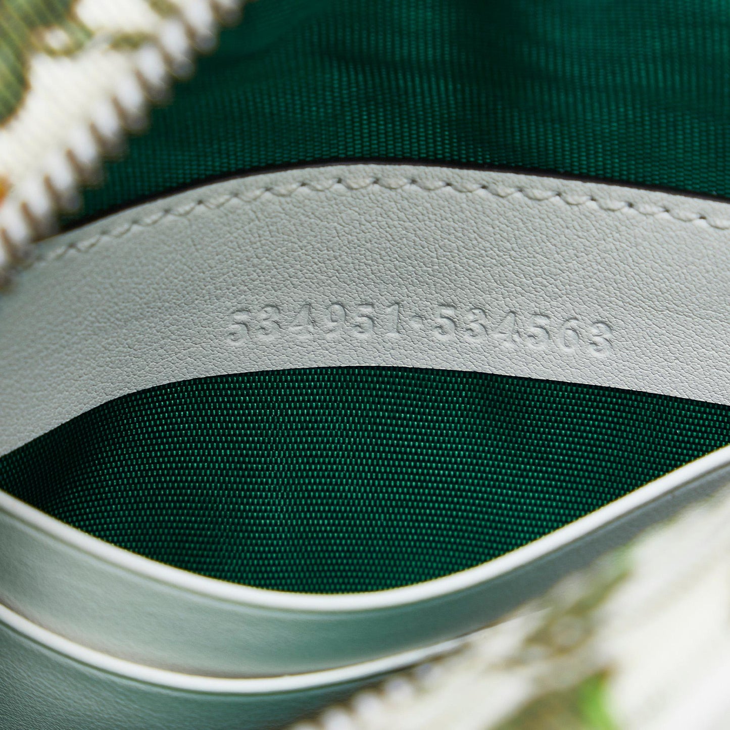 Gucci Mini Flora Trapuntata Crossbody Bag (SHG-EsClra)