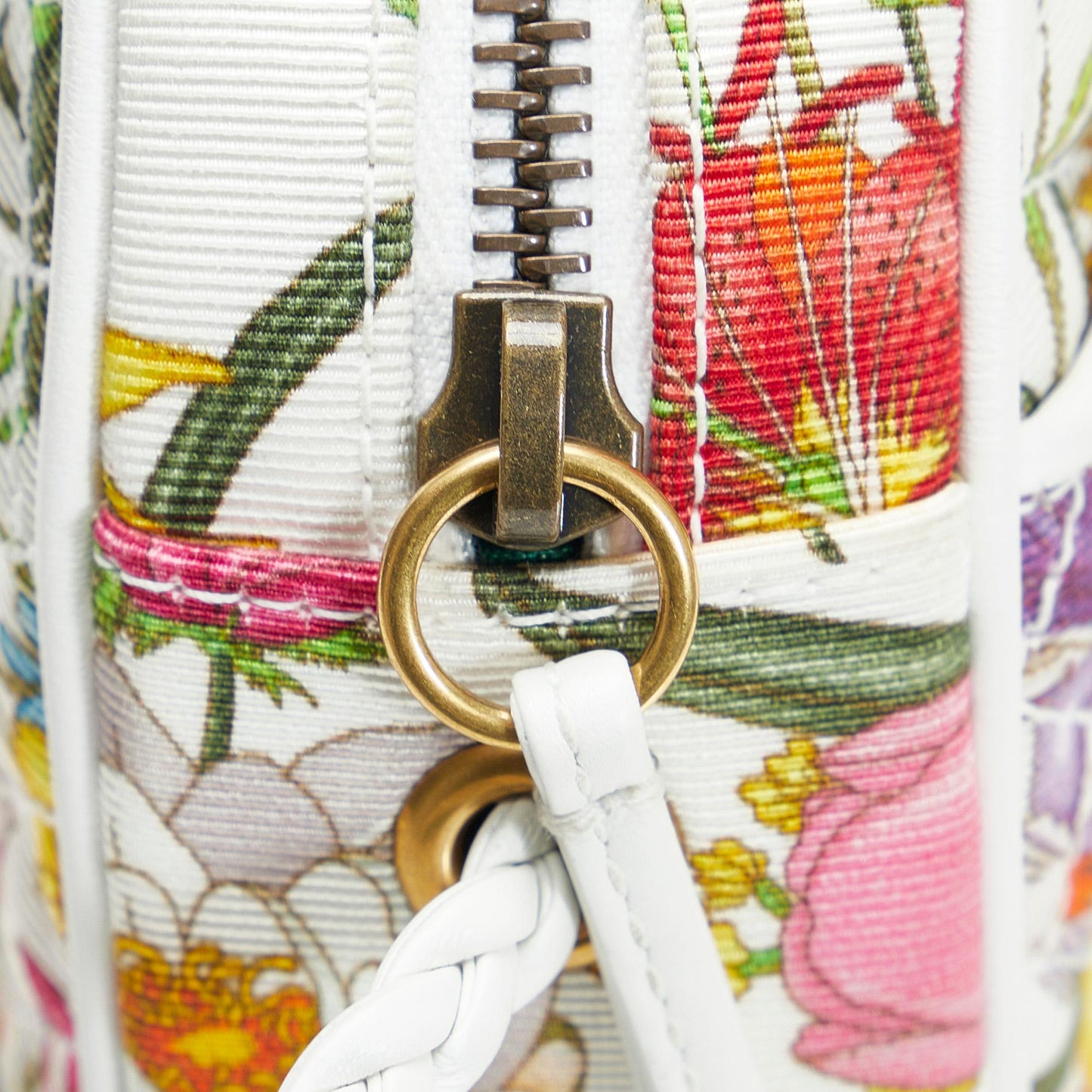 Gucci Mini Flora Trapuntata Crossbody Bag (SHG-EsClra)