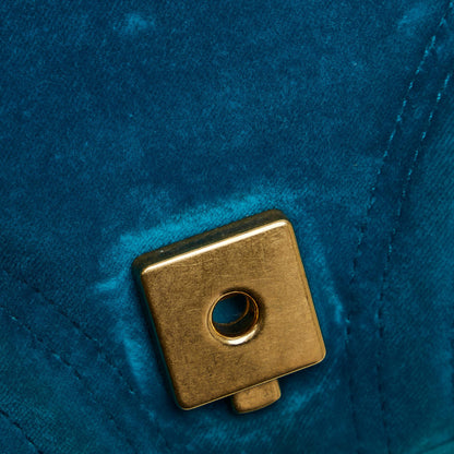 Gucci Mini GG Marmont Matelasse Crossbody Bag (SHG-UK5p9R)
