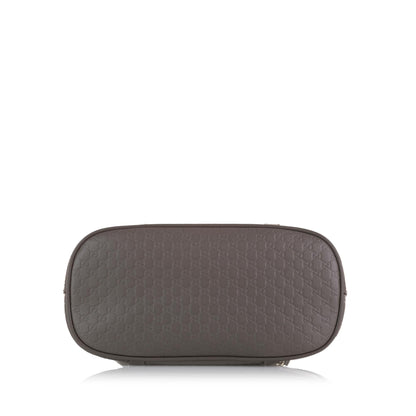 Gucci Mini Microguccissima Dome Bag (SHG-TlWTcw)