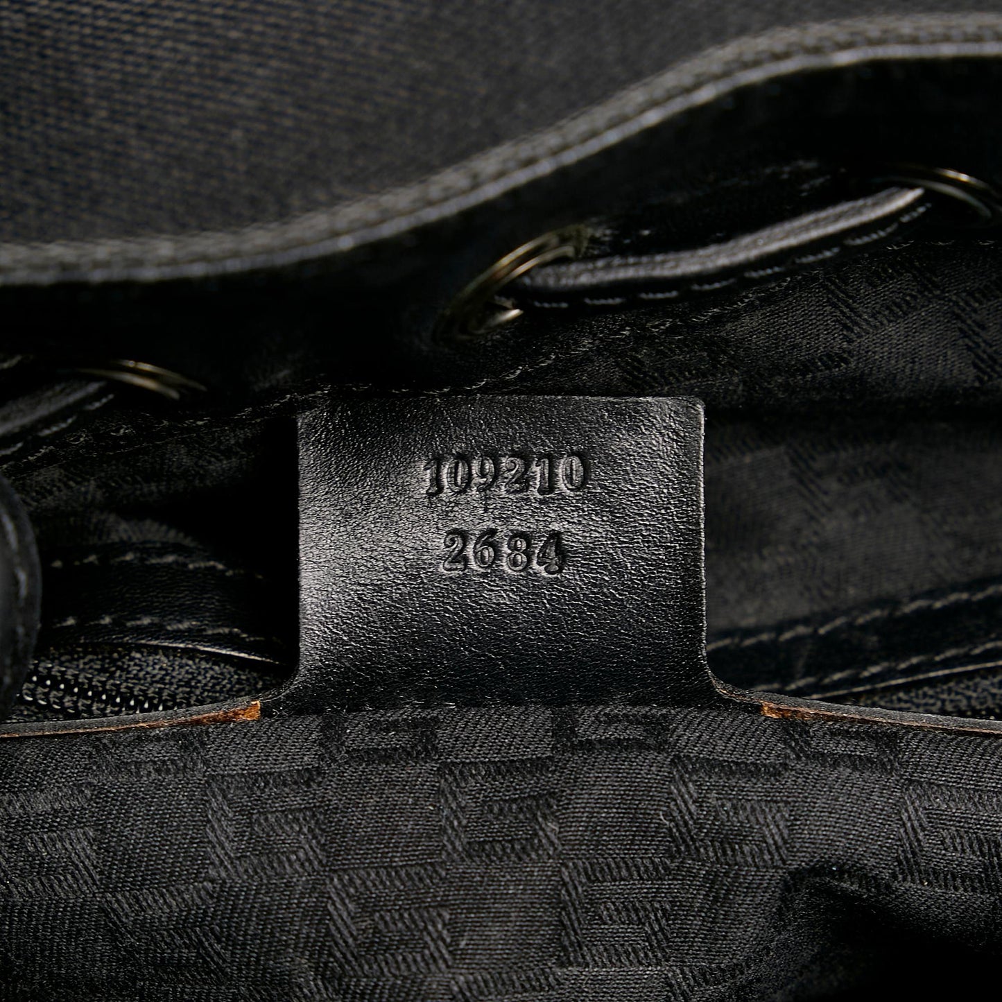 Gucci Nylon Drawstring Hobo Bag (SHG-wMVys5)