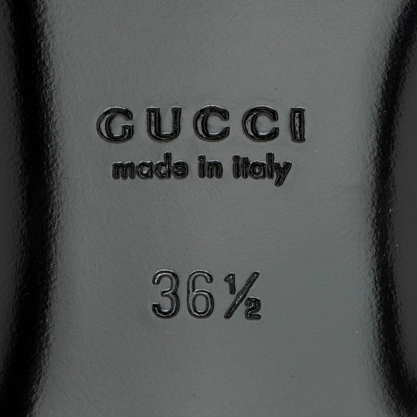 Gucci Patent Leather Signoria Thong Sandals - Size 6.5 / 36.5