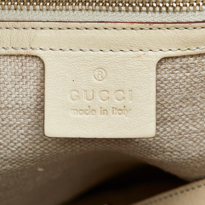 Gucci Pelham Raffia Shoulder Bag (SHG-GEsvBw)