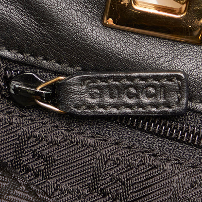 Gucci Quilted Leather Handbag (SHG-27357)