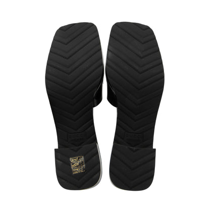 Gucci Rubber Slide Sandals - Size 9 / 39