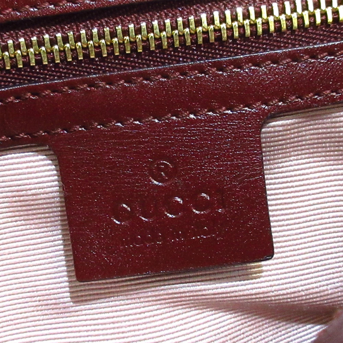 Gucci Small Arli Crossbody Bag (SHG-KBj4nh)