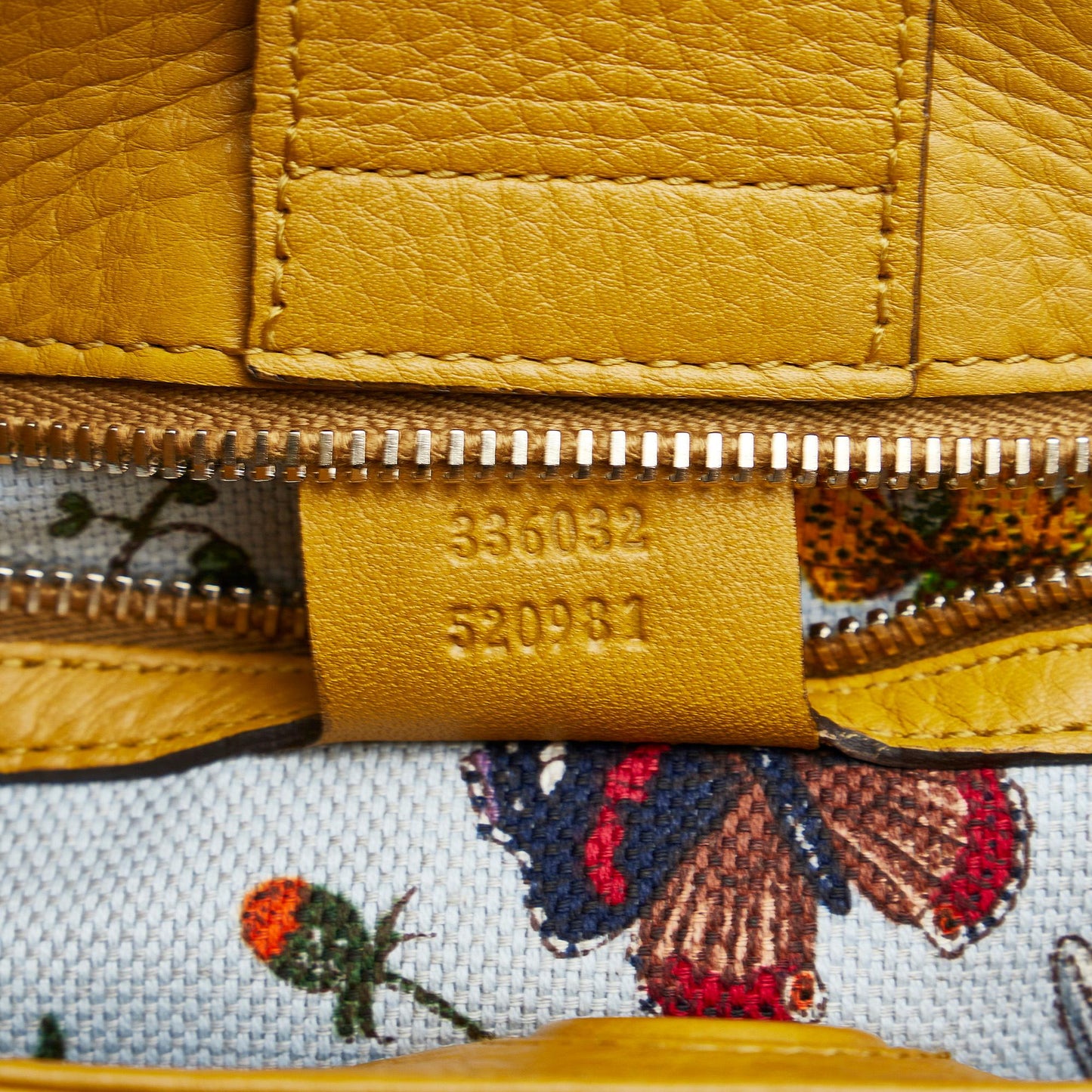 Gucci Small Bamboo Shopper (SHG-y9nZJ6)