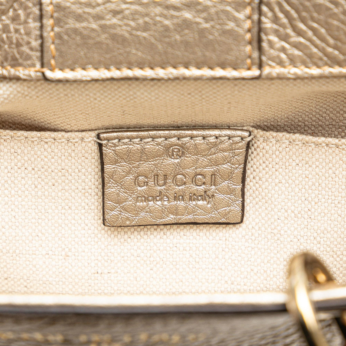 Gucci Small Bamboo Shopper (SHG-mkzbAU)