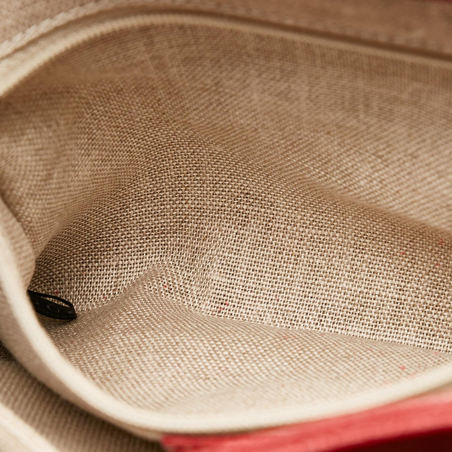 Gucci Small Dollar Calf Interlocking G Satchel (SHG-r6v8hg)