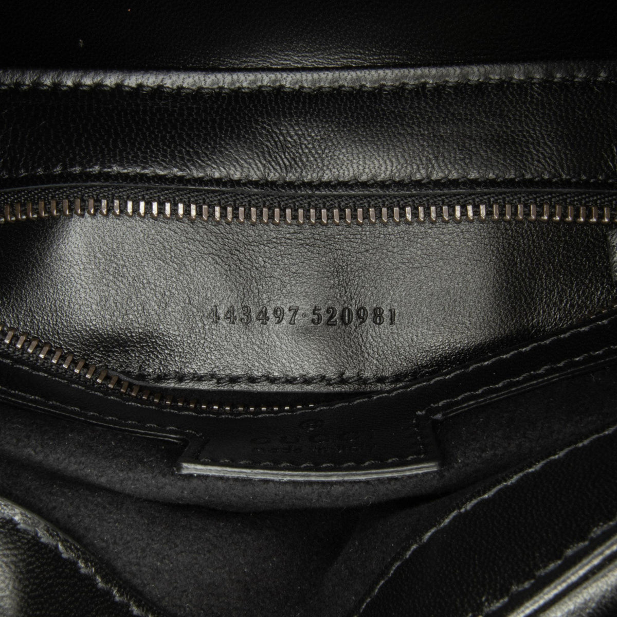 Gucci Small GG Marmont 2.0 Shoulder Bag (SHG-An05ST)