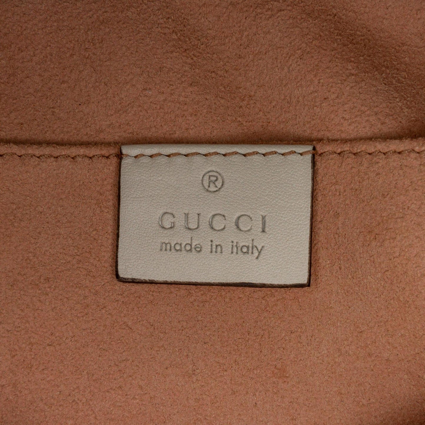 Gucci Small GG Marmont Crossbody Bag (SHG-A87tyz)