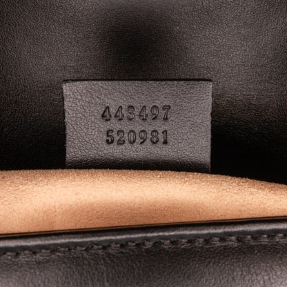 Gucci Small GG Marmont Matelasse Crossbody (SHG-DdfqLM)