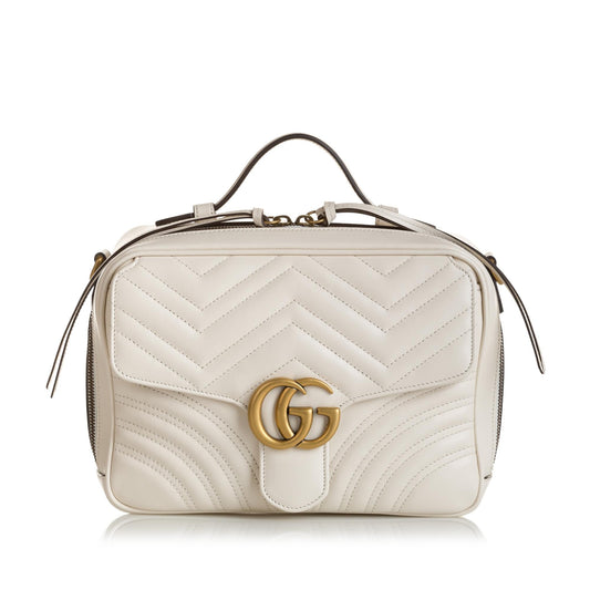 Gucci Small GG Marmont Matelasse Top Handle (SHG-puiWgw)