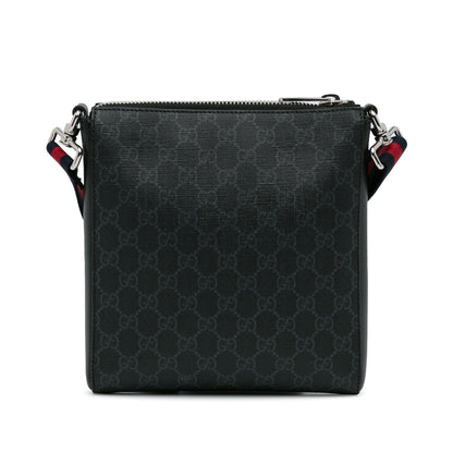 Gucci Small GG Supreme Messenger Bag (SHG-v3moky)