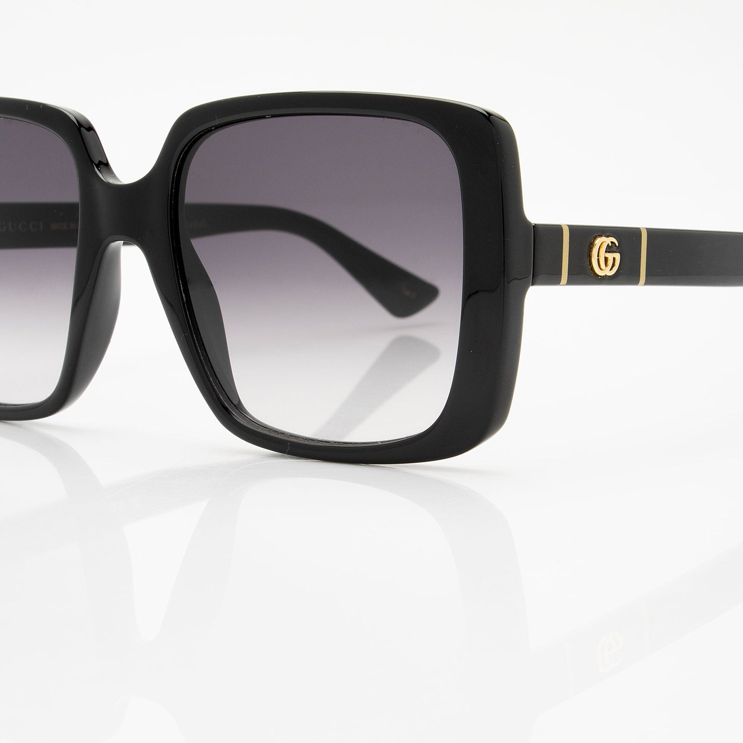 Gucci Square GG Sunglasses (SHF-5BG0eQ)