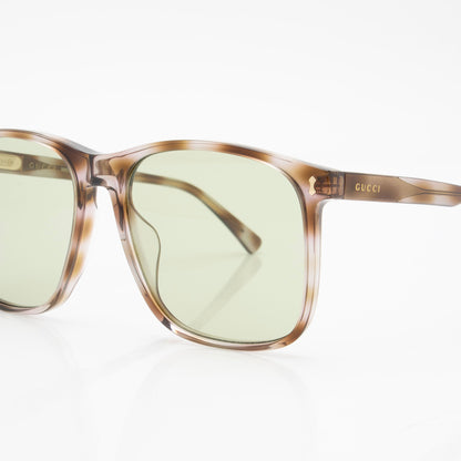 Gucci Tinted Square Sunglasses