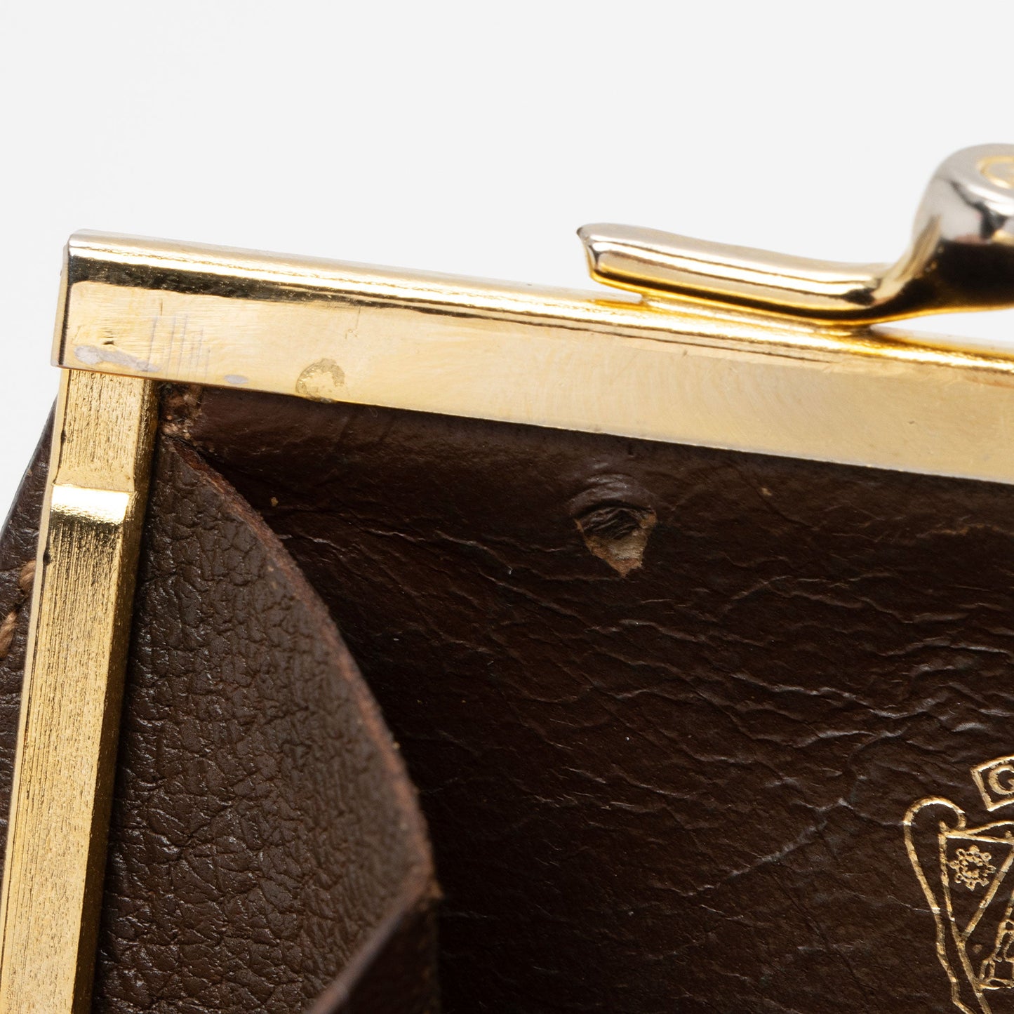 Gucci Vintage GG Supreme Kiss Lock Coin Pouch (SHF-IEIBOo)