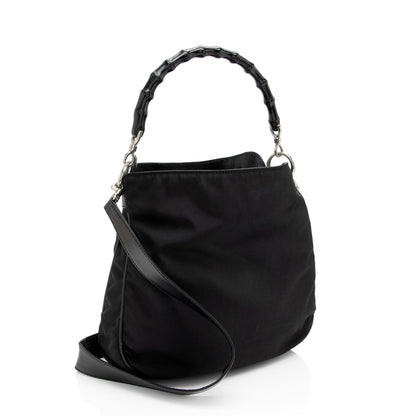 Gucci Vintage Nylon Bamboo Hobo (SHF-4WRjjt)