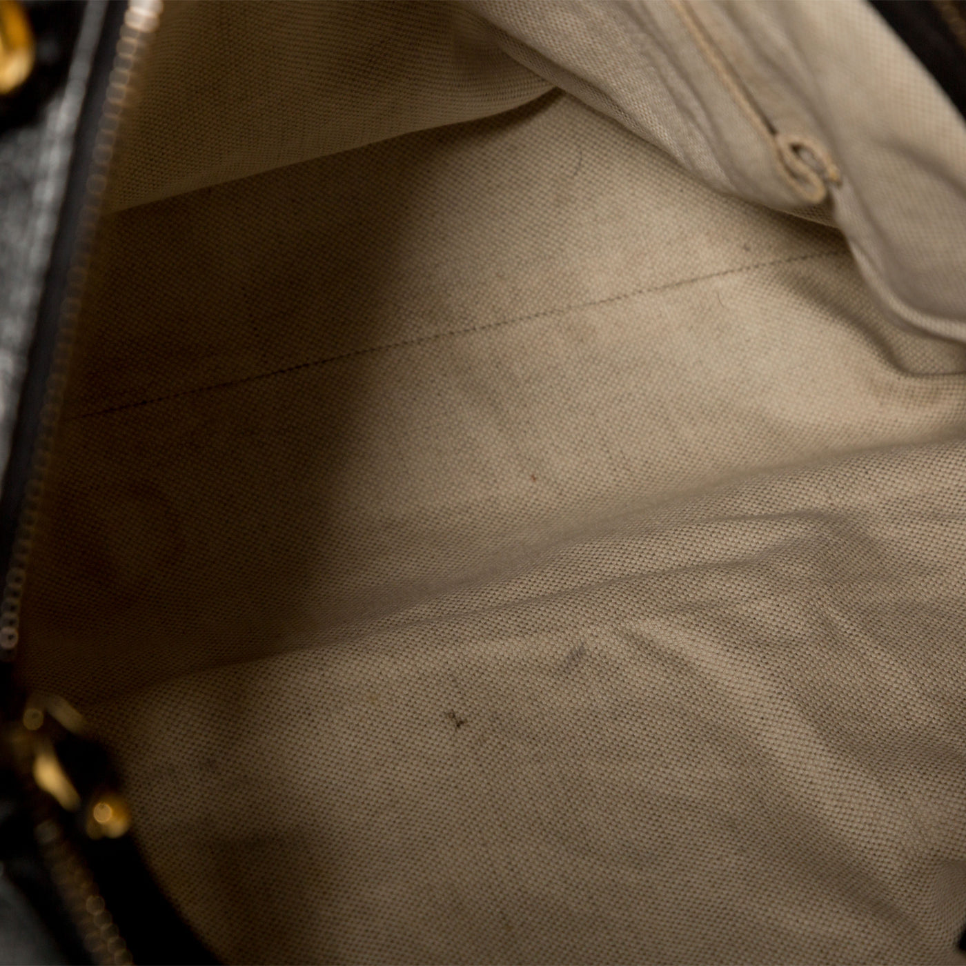 Gucci Marmont Textured Leather Tote