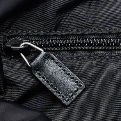 Gucci Web Crossbody Bag (SHG-KnXXwu)