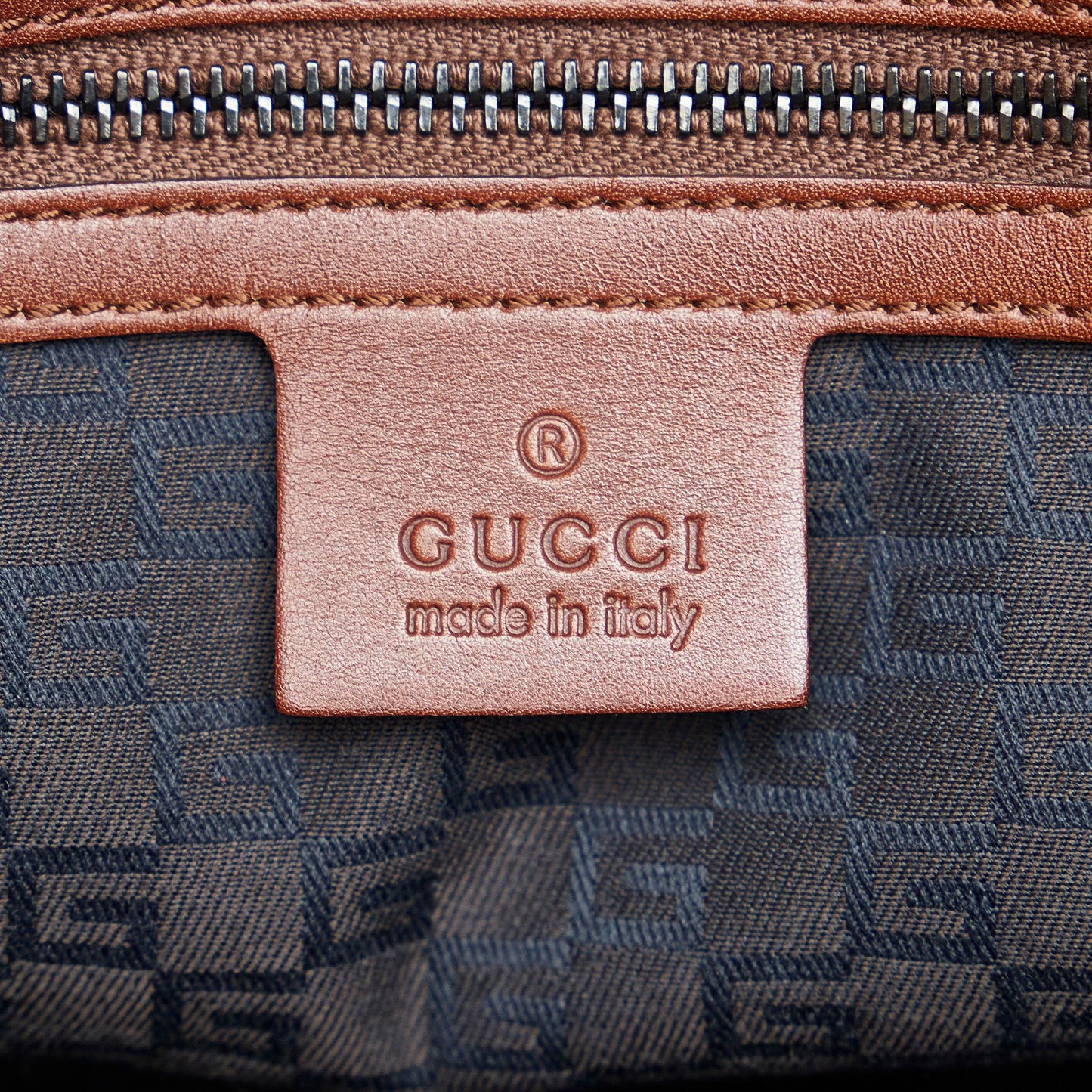 Gucci Whipstitch Wood Handle Handbag (SHG-caHaIH)