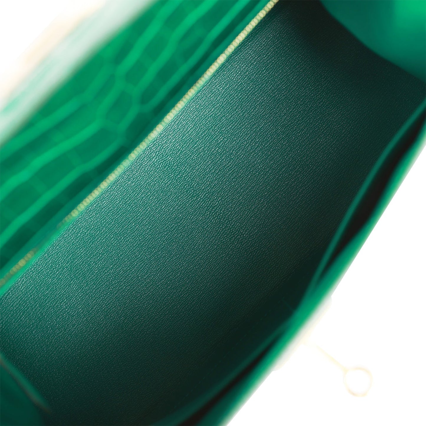 Hermes Special Order (HSS) Kelly 28 Sellier Emerald Shiny Niloticus Crocodile Gold Hardware