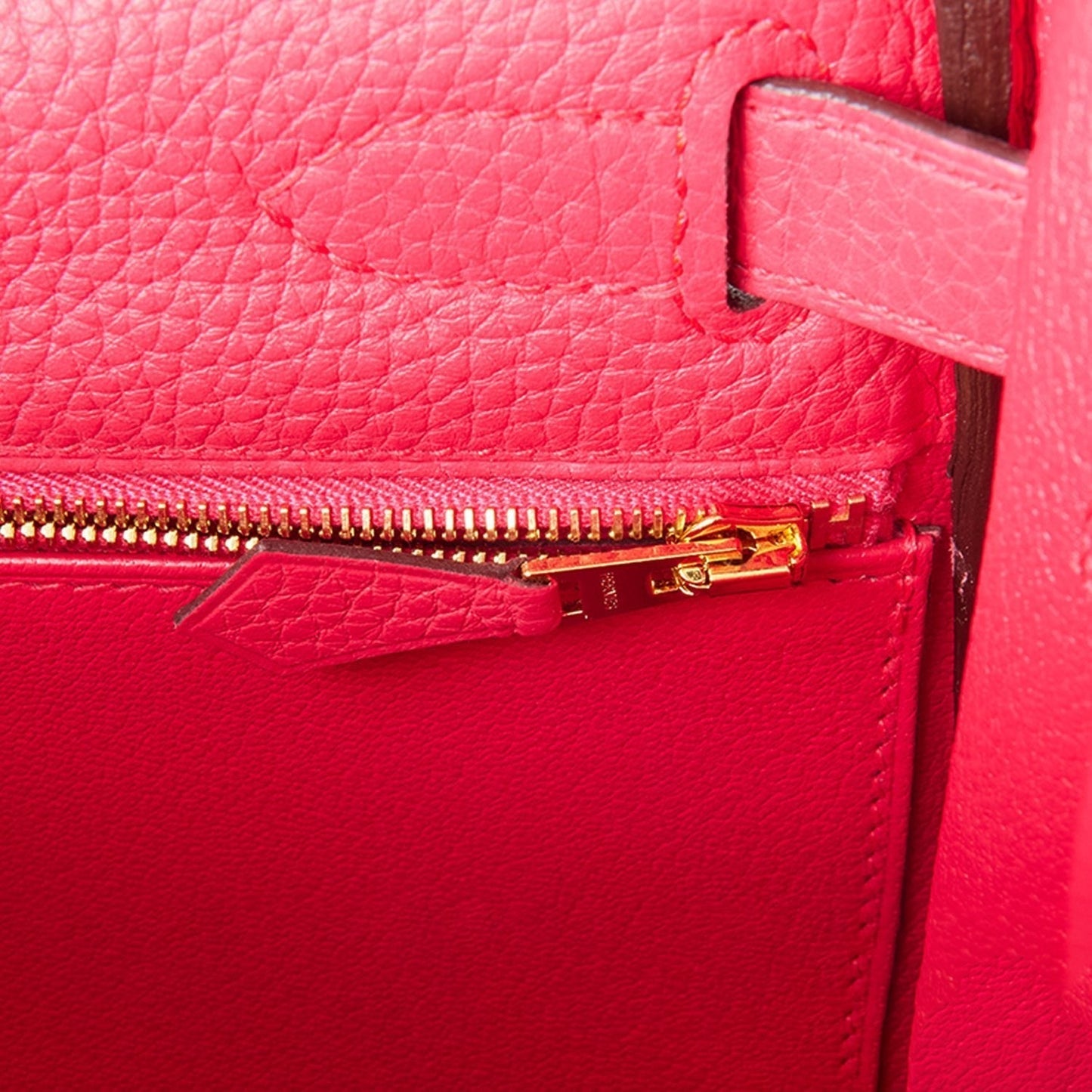Hermes Kelly 28 Retourne Rose Extreme Clemence Gold Hardware