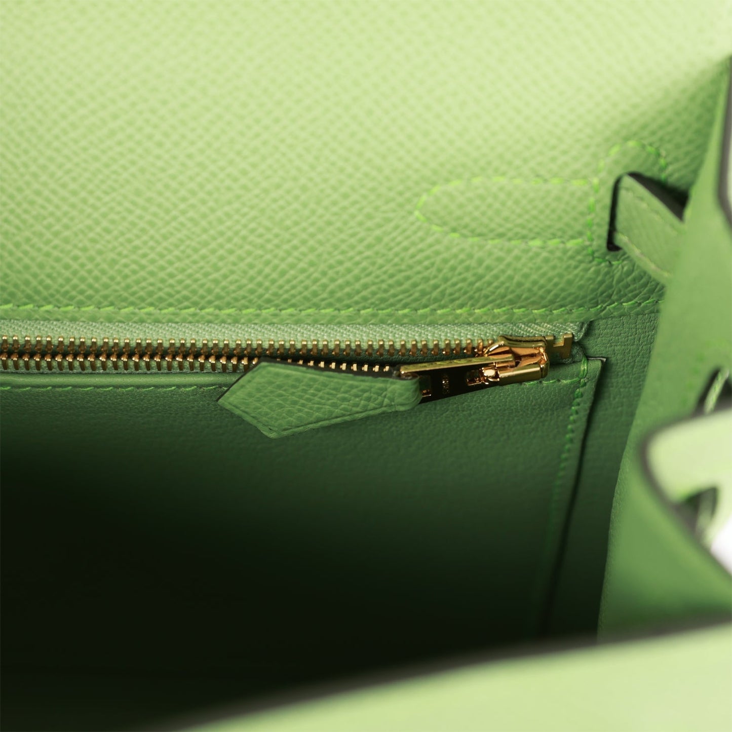 Hermes Kelly 25 Sellier Vert Criquet Epsom Gold Hardware