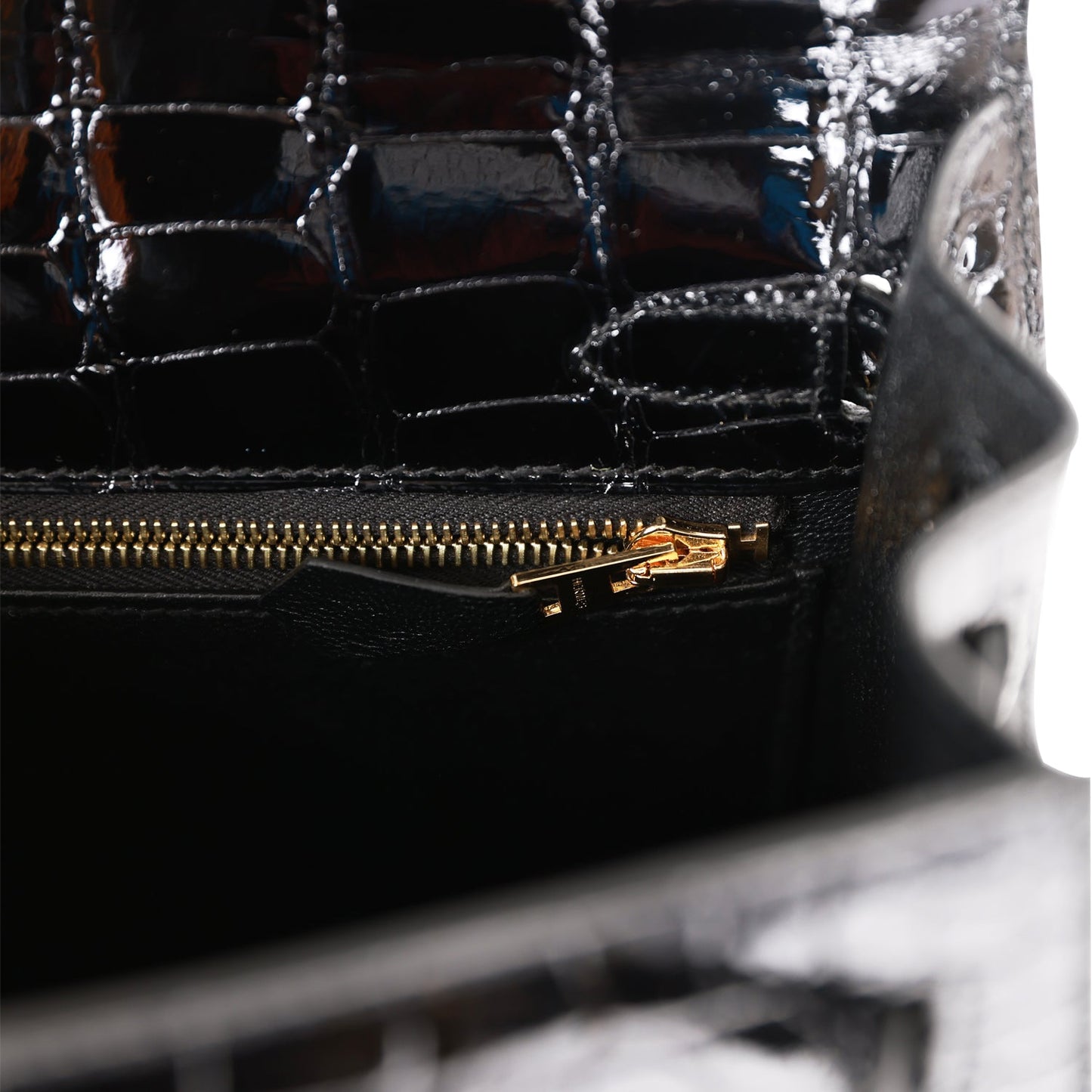 Hermes Kelly 25 Sellier Black Shiny Alligator Gold Hardware