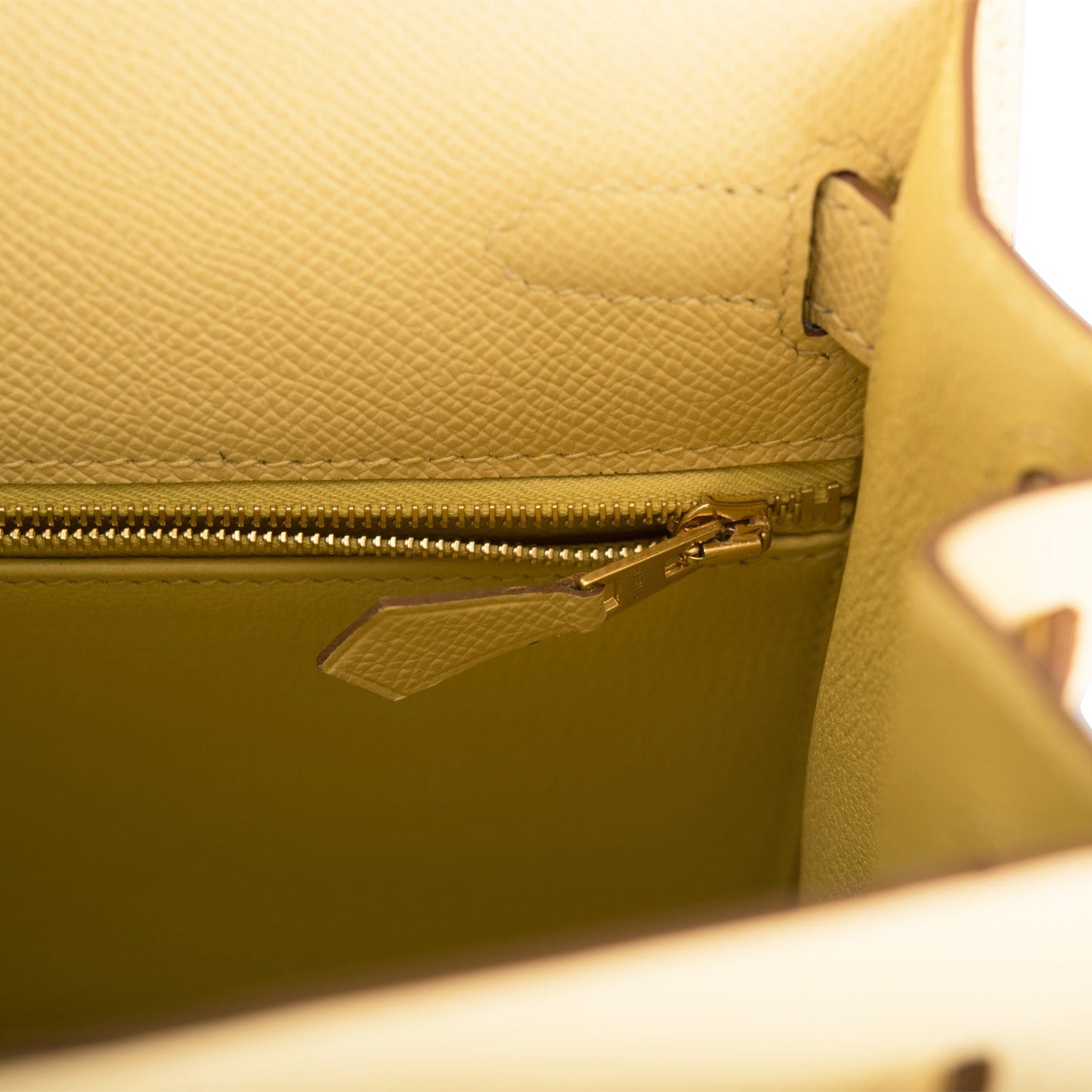 Hermes Kelly 28 Sellier Jaune Poussin Epsom Gold Hardware
