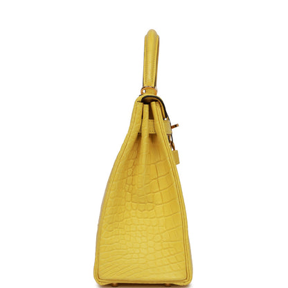 Hermes Special Order Kelly 32 Retourne Mimosa Matte Alligator Gold Hardware