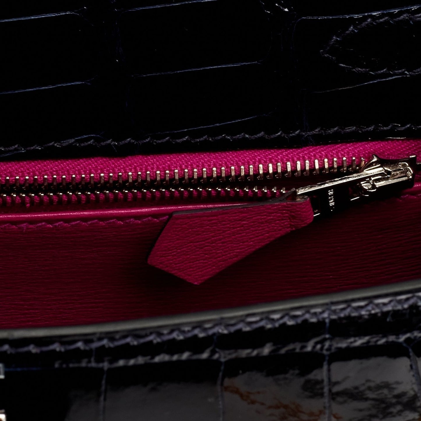 Hermes Kelly 25 Sellier Bleu Marine Verso Shiny Alligator Palladium Hardware