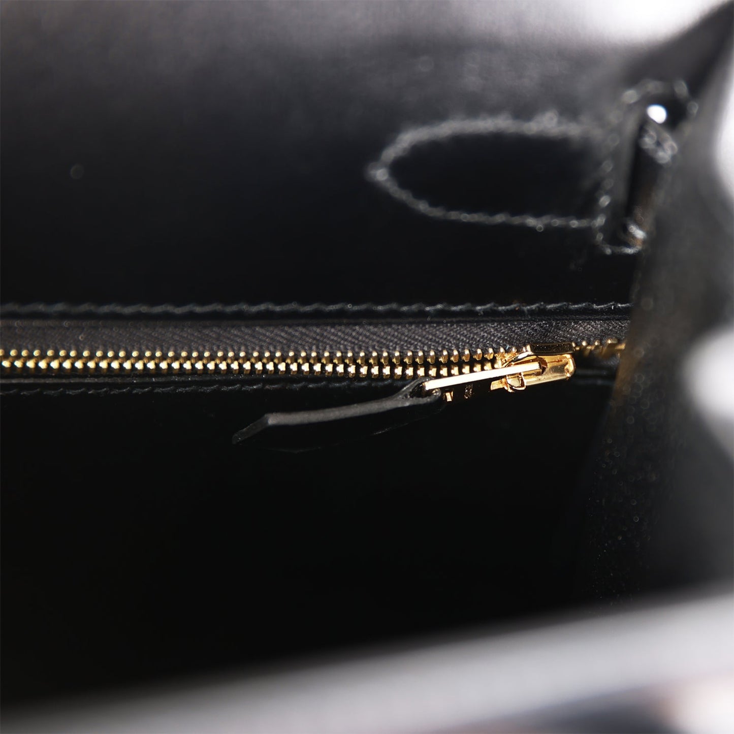 Hermes Kelly 28 Sellier Black Box Gold Hardware