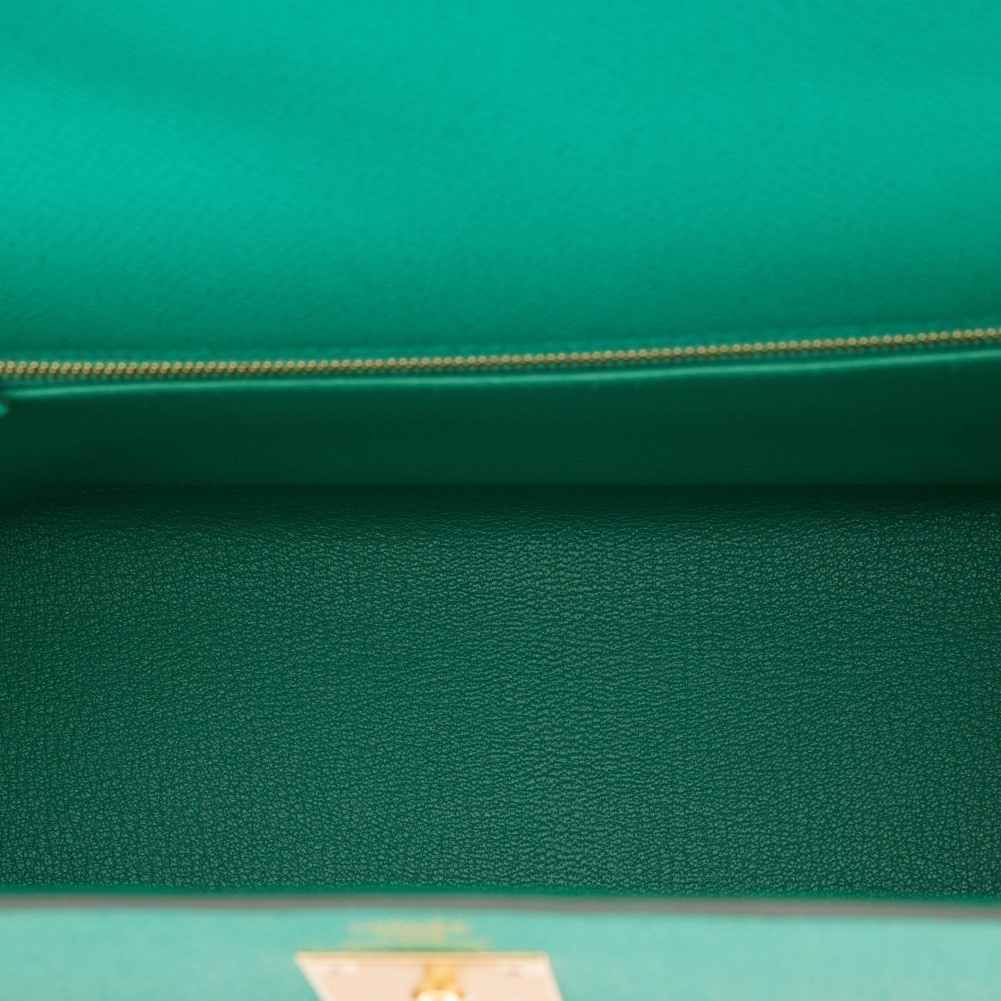 Hermes Kelly 28 Sellier Vert Jade Epsom Gold Hardware