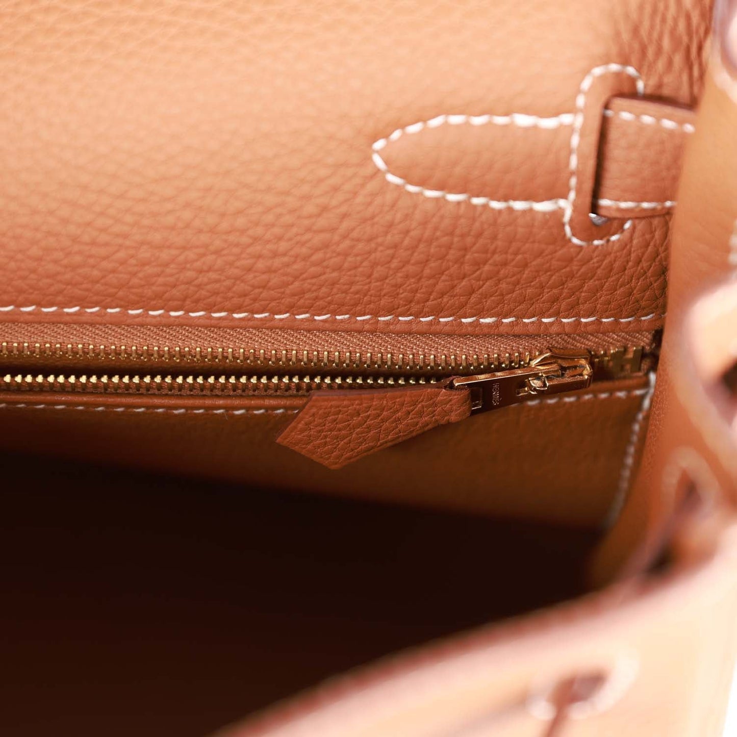 Hermes Kelly 28 Retourne Gold Togo Gold Hardware