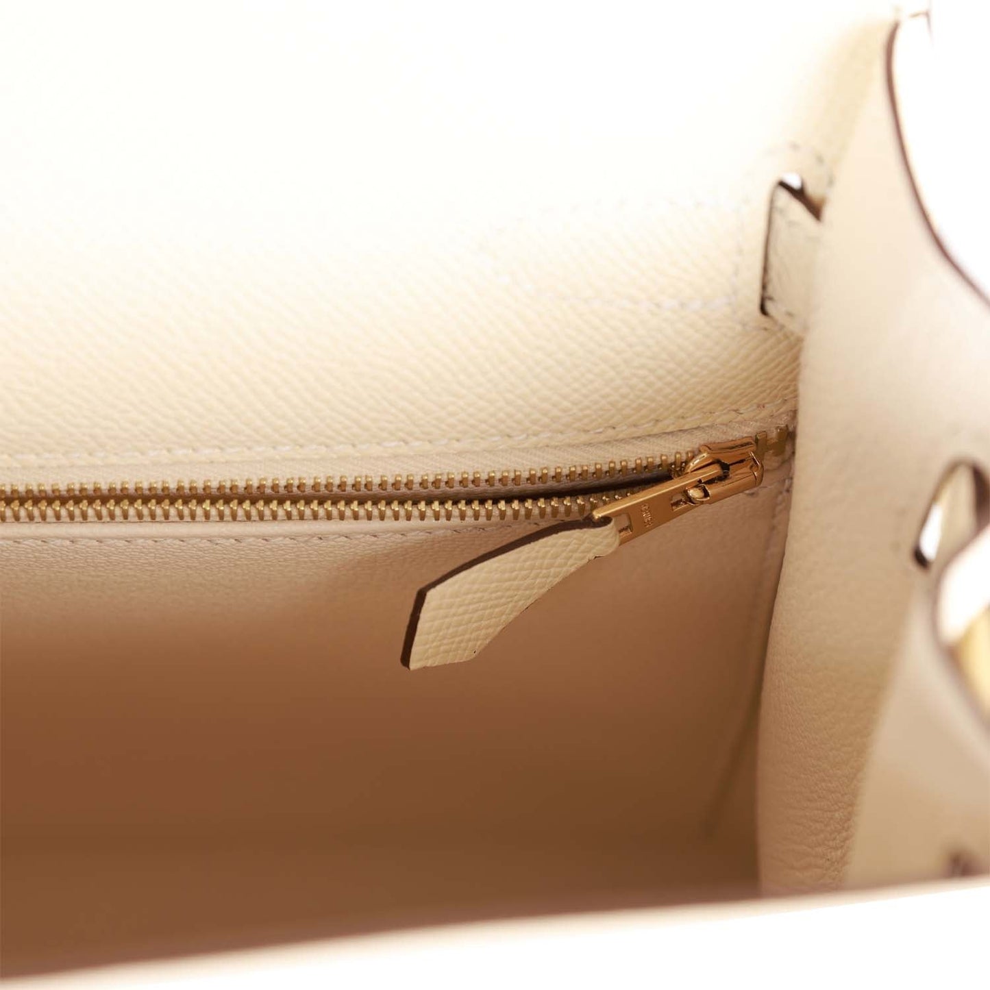 Hermes Kelly 28 Sellier Nata Epsom Gold Hardware