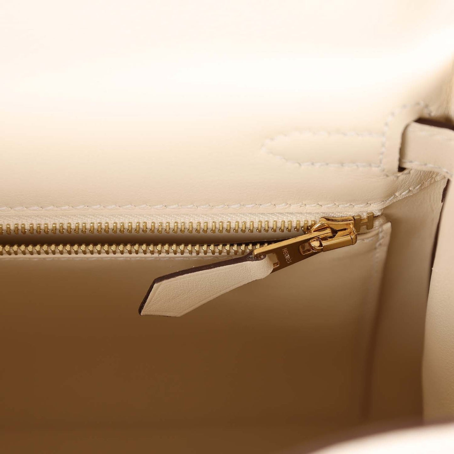 Hermes Kelly 25 Retourne Nata Swift Gold Hardware
